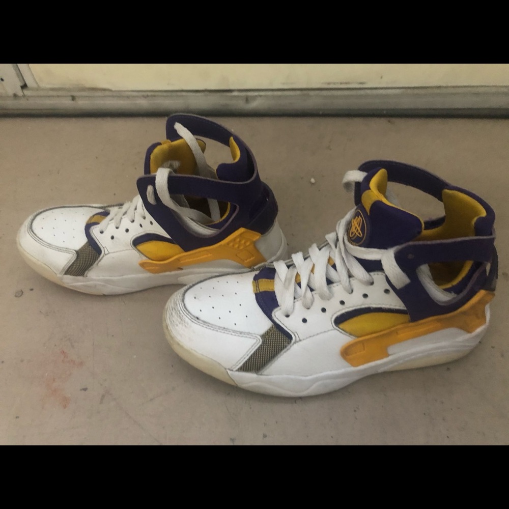 Nike sneakers yellow and purple women’s size 5